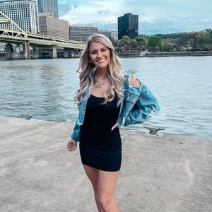 Meet your Posher, Hannah Clunk